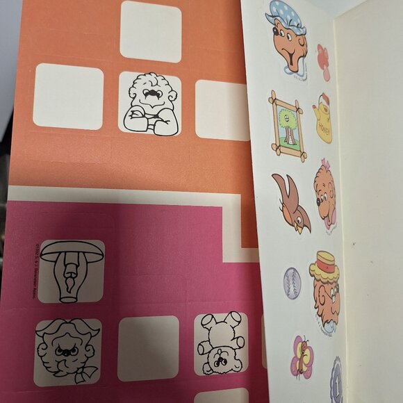 2 Berenstain Bears Vintage Mini-Boxes To Color Bigpaw Punch-Out Figures Unused - Picture 3 of 8